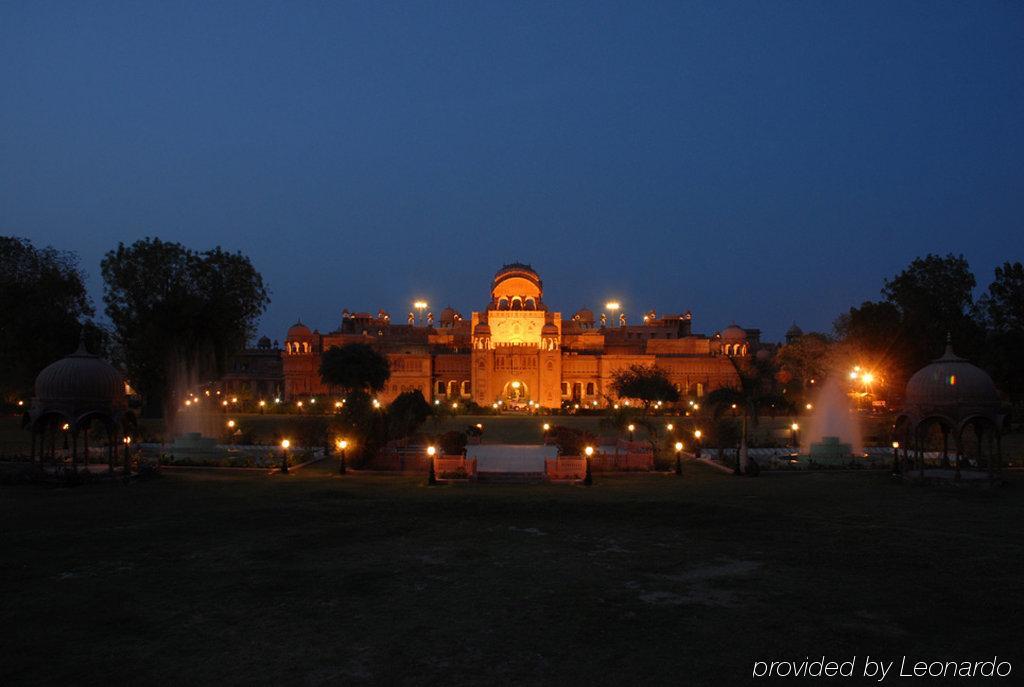 The Laxmi Niwas Palace Bikaner Buitenkant foto
